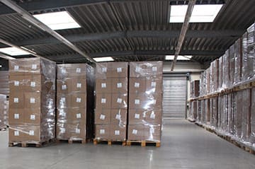 Einlagerungen in der Stolberger Lagerhalle